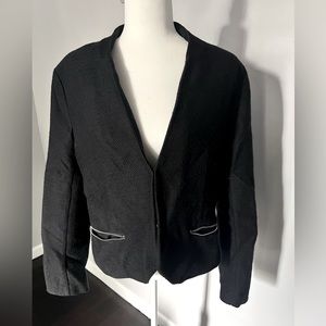 Gap Woman’s Black Blazer